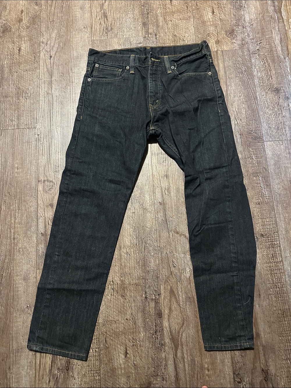 *BARELY WORN* Men’s Levi’s Jeans Classic Slim Fit Style 521 W 32 L 30